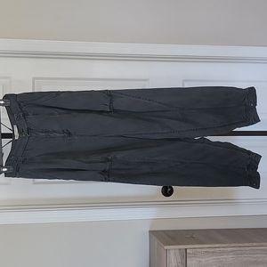 Urban Outfitter Dark Gray Baggy Pants Size US4